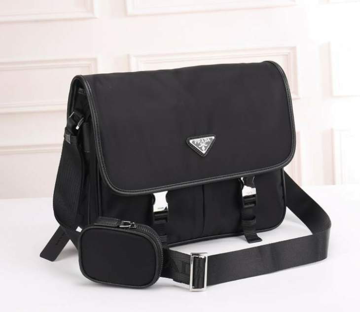 Picture of Prada Mens Bags _SKUfw167293376fw